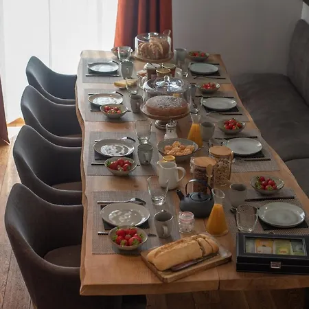 Maison d'hôtes Sous Le Tilleul à *