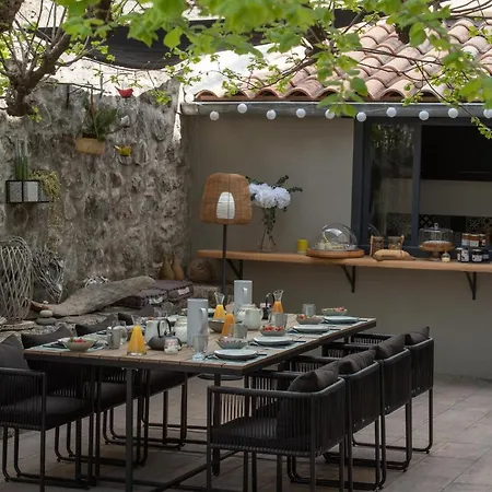 Maison d'hôtes Sous Le Tilleul à Ruoms